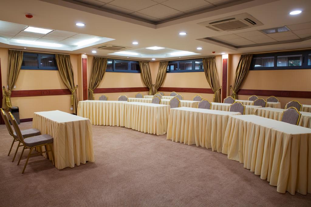 Grand Legacy Hotel Kigali Luaran gambar